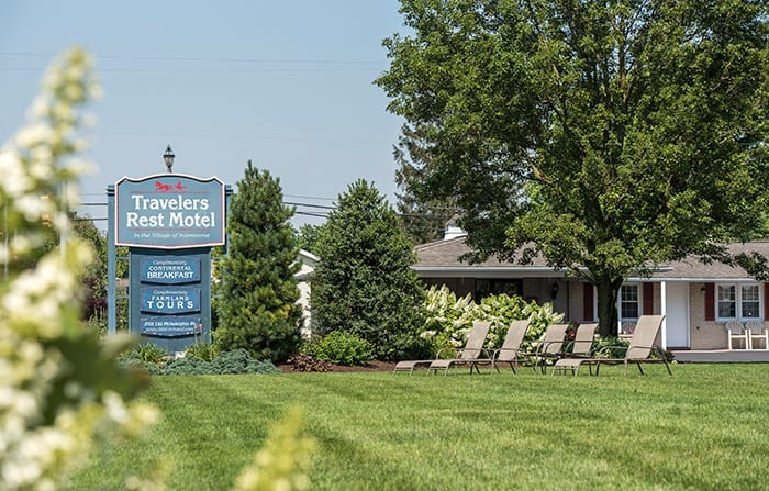 Signage Travelers Rest Motel