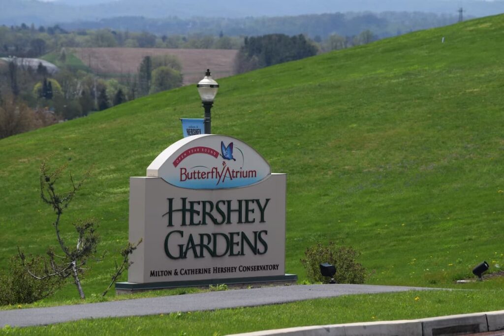 The front sign for Hershey Gardens, located in Hershey, PA near Bird-in-Hand Family Inn.